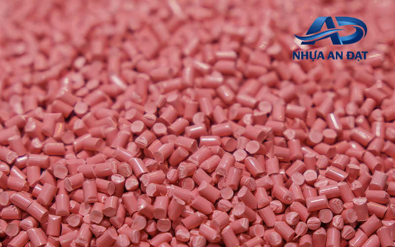 Vì Sao PVC Là Một Trong Những Vật Liệu Nhựa Phổ Biến Nhất? Giá Hạt Nhựa PVC Bị Ảnh Hưởng Bởi Những Yếu Tố Nào?