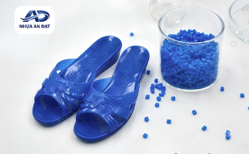 PVC Compound Làm Quai Dép Mềm: 4 Tiêu Chí Lựa Chọn Doanh Nghiệp Cần Biết