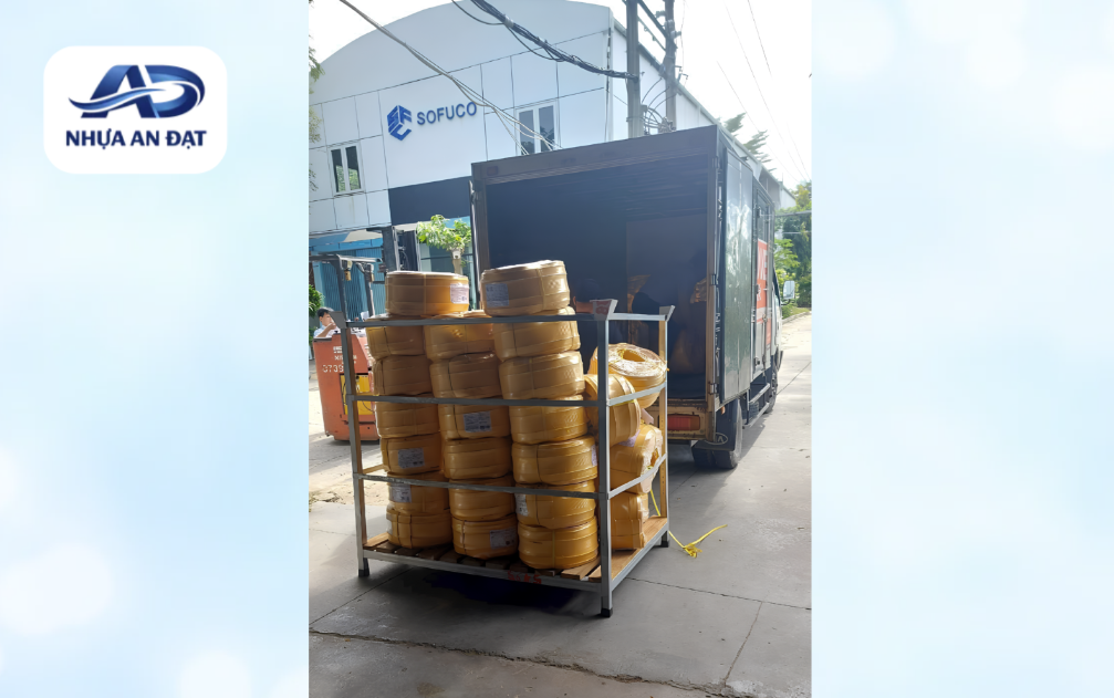 Đại lý băng cản nước nên tập trung vào nhóm khách hàng nào?