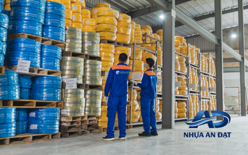 Gia Công Hạt Nhựa PVC Có Giúp Doanh Nghiệp Giảm Chi Phí Không?